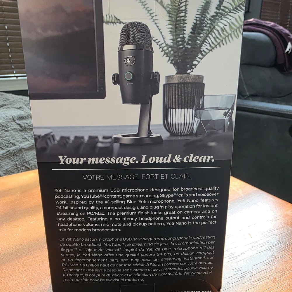 Blue Designs Yeti Nano USB Microphone - Silver and Black